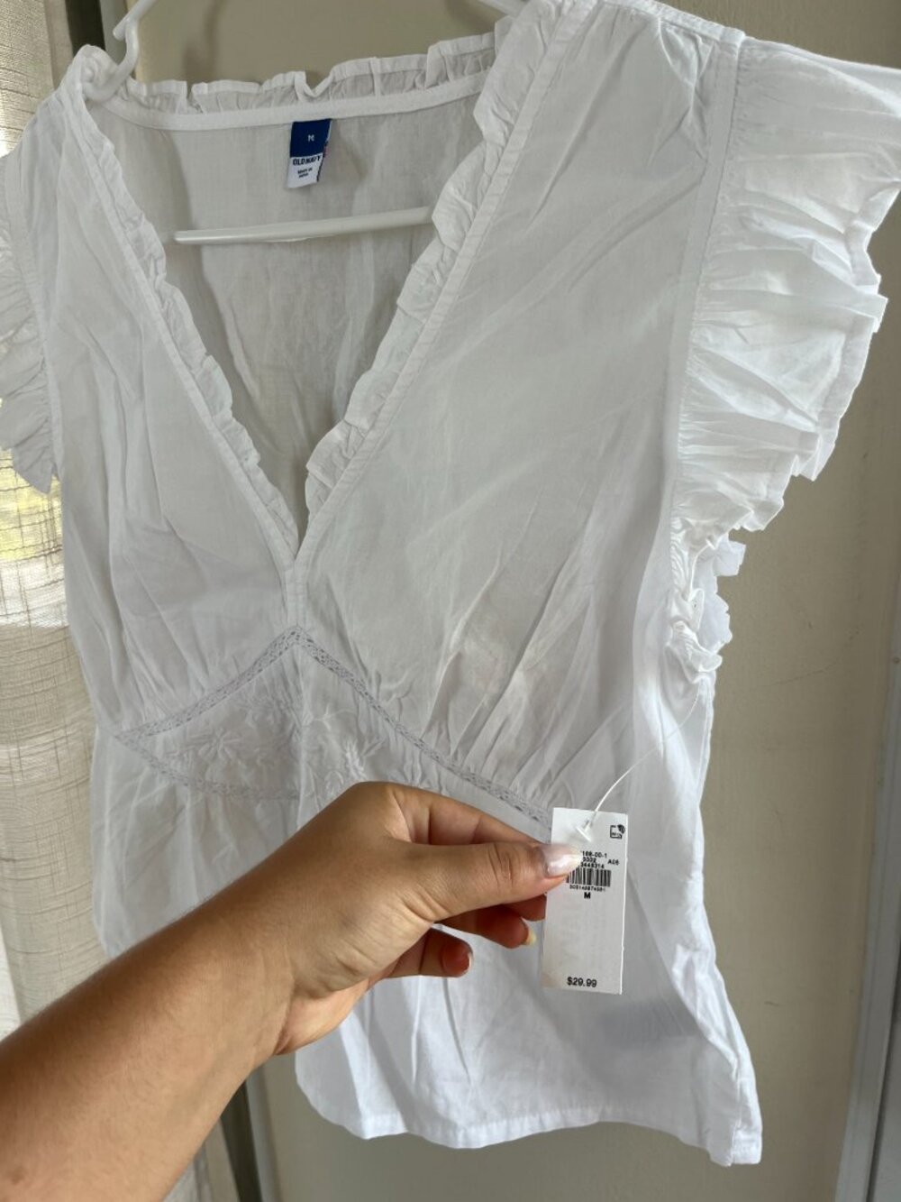 White blouse - Picture 3 of 4